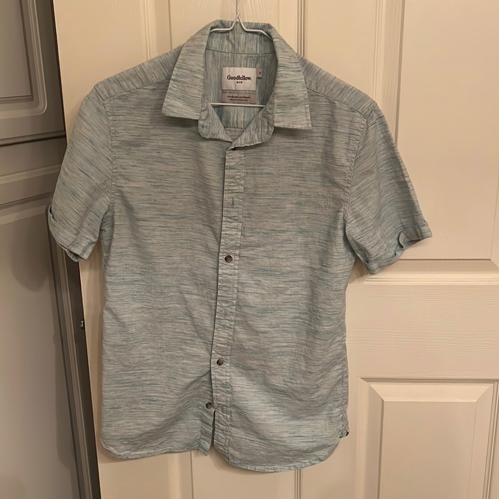 Good fellow & Co. Button down shirt